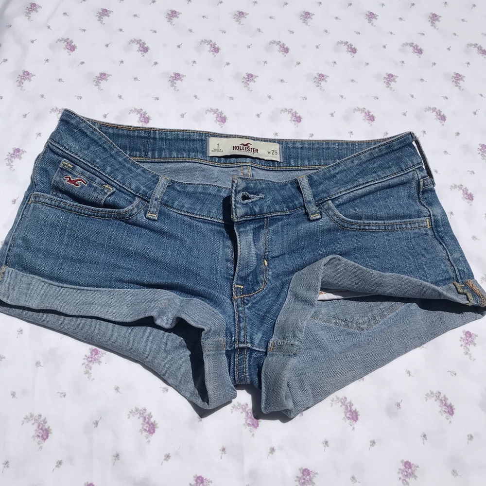 Hollister shorts size 1